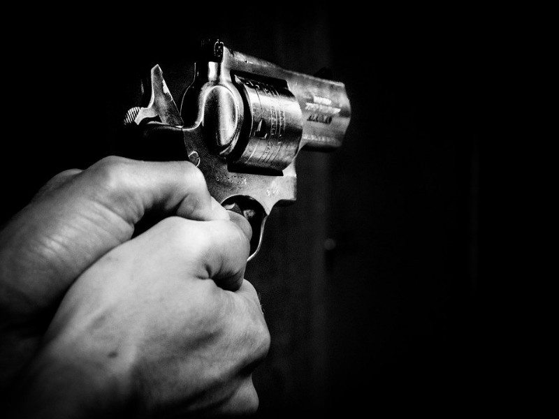 19 live cartridges seized with a revolver in Jalna | जालन्यात रिव्हॉल्व्हरसह १९ जिवंत काडतुसे जप्त 