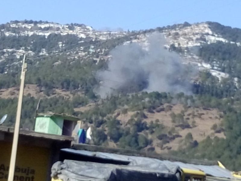 Air Surgical Strike on Pakistan: Pakistan's F16 Aircraft Destroyed By Indian Air Force in kashmir | Air Surgical Strike on Pakistan : हद्दीत घुसताच पाडलं, भारतीय हवाई दलाकडून पाकिस्तानचं F16 विमान नेस्तनाबूत