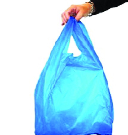 The ban is on paper only; One and a half tonnes of plastic per day in seed | बंदी केवळ कागदावरच; बीडमध्ये दररोज दीड टन प्लास्टिक उत्पत्ती