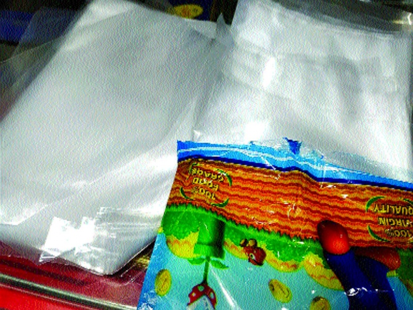 Corporation action against plastic vendors, fine up to Rs 10 Lacks | प्लास्टिक विक्रेत्यांवर मनपाची कारवाई, १० लाखांपर्यंतचा दंड वसूल