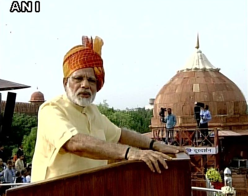 LIVE: Prime Minister Narendra Modi will address the Red Fort | लाल किल्ल्यावरुन पंतप्रधान नरेंद्र मोदींनी दिला 'न्यू इंडिया'चा नारा