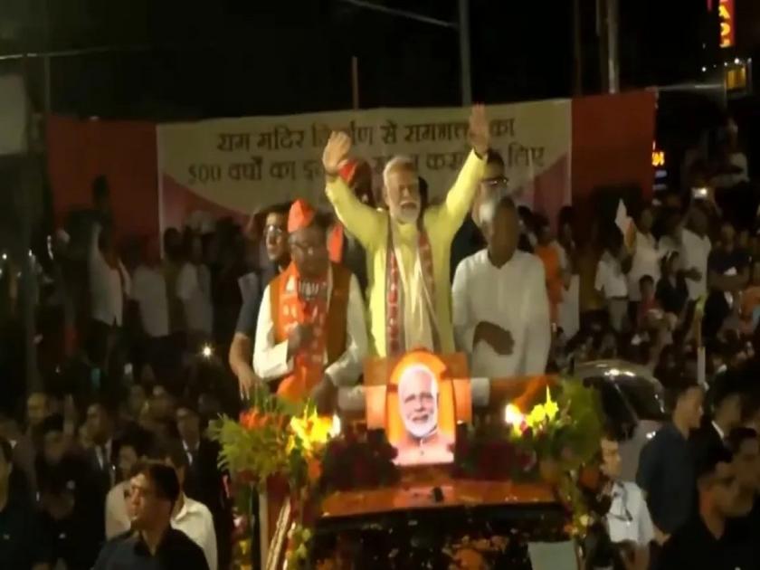 PM Narendra Modi holds roadshow in Patna, Lok Sabha elections 2024 | पाटण्यात 'मोदी वादळ', पंतप्रधानांच्या रोड शोला 3.5 किलोमीटरपर्यंत प्रचंड गर्दी