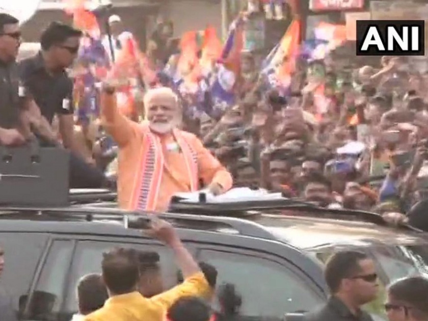 PM Modi's mega roadshow and 'Ganga aarti' in Varanasi today | पंतप्रधान नरेंद्र मोदींच्या 'रोड शो'ला वाराणसीत सुरुवात
