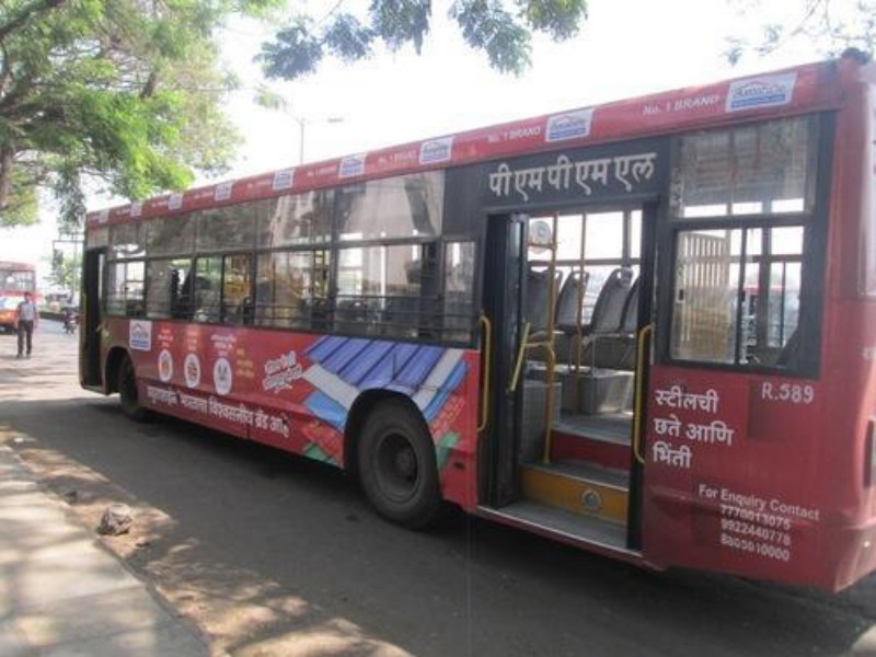 The PMP bus in loss due to lack of administration and governance | प्रशासन व सत्ताधा-यांचा वचक नसल्याने पीएमपी बस खिळखिळी