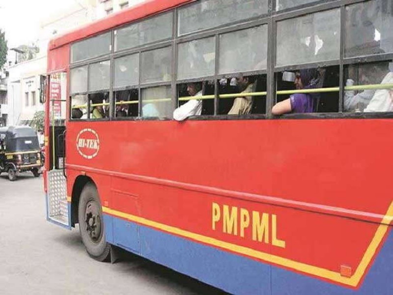 PMP's bus driver, carrier in troubles due to problematic buses and passengers | पीएमपीच्या खिळखिळ्या बस आणि प्रवासी गर्दीने चालक, वाहक बेजार    