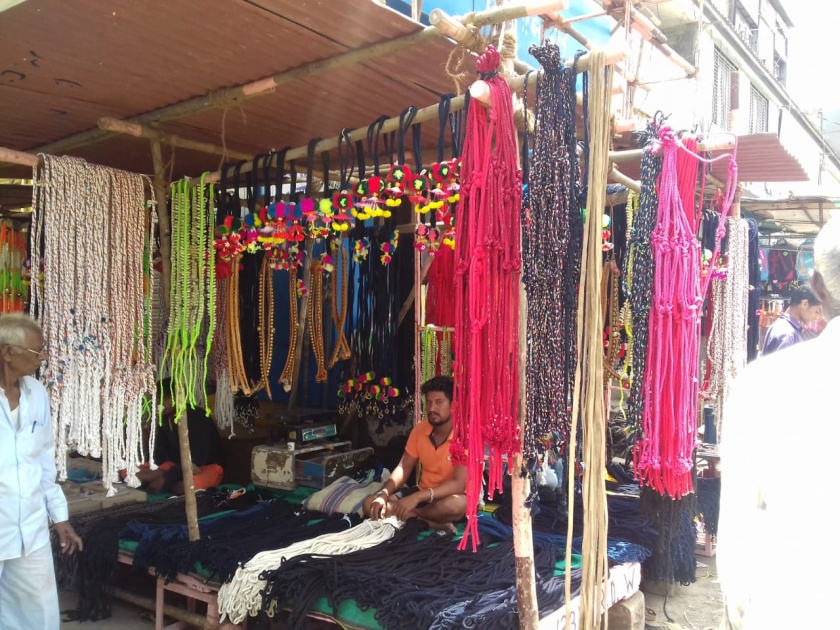 market of Washim prepared for Pola festival | पोळा सणानिमित्त वाशिमची बाजारपेठ सजली