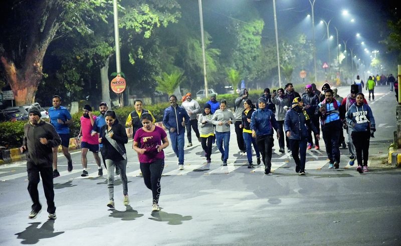 Midnight Evathan: Police run to the streets in Nagpur at midnight! | मिडनाईट इवेथन :  नागपुरात उत्तररात्री पोलीस धावले रस्त्यावर!