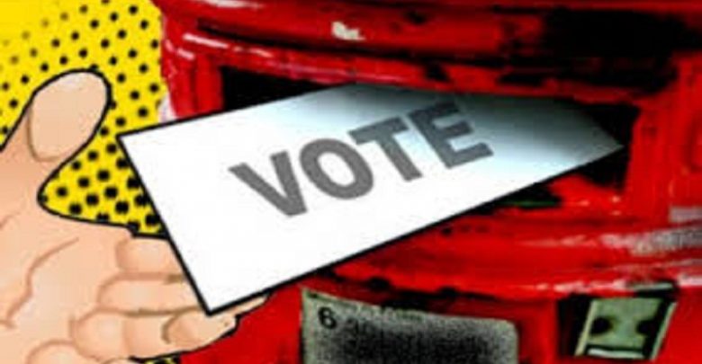 Buldhana The coalition's get 28 percent Postal votes | टपाली मतदारांची २८ टक्के मतेही युतीच्या पारड्यात