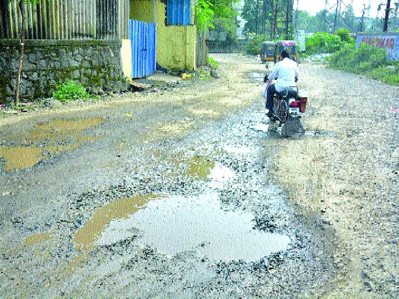  Before the advent of Ganesh, the potholes will be filled | श्रींच्या आगमनापूर्वी खड्डे भरणार