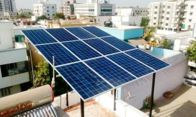 Solapur will set up a solar power plant at the Municipal and Civil Hospital under the Smart City, the first phase will be 845 kilos | सोलापूर स्मार्ट सिटी अंतर्गत महानगरपालिका व सिव्हिल हॉस्पिटलवर सौरऊर्जा प्रकल्प उभारणार, पहिला टप्पा ८४५ किलो व्हॅटचा