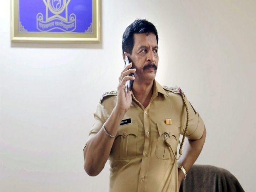 Former Mumbai police officer Pradeep Sharma was sentenced to life imprisonment by the High Court in the 2006 Lakhan Bhaiya encounter case | माजी पोलीस अधिकारी प्रदीप शर्मांना हायकोर्टाचा धक्का; लखन भैया चकमक प्रकरणात जन्मठेप