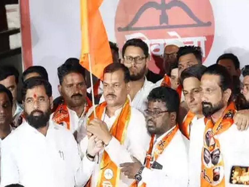 Maharashtra Lok Sabha Election 2024: In Kalyan Lok Sabha Constituency, Eknath Shinde shocks Congress, senior leader Pradip Patil and former corporators join Shiv Sena Shinde group | कल्याण लोकसभा मतदारसंघात एकनाथ शिंदेंकडून काँग्रेसला धक्का, बड्या नेत्यासह माजी नगसेवक शिंदे गटात 