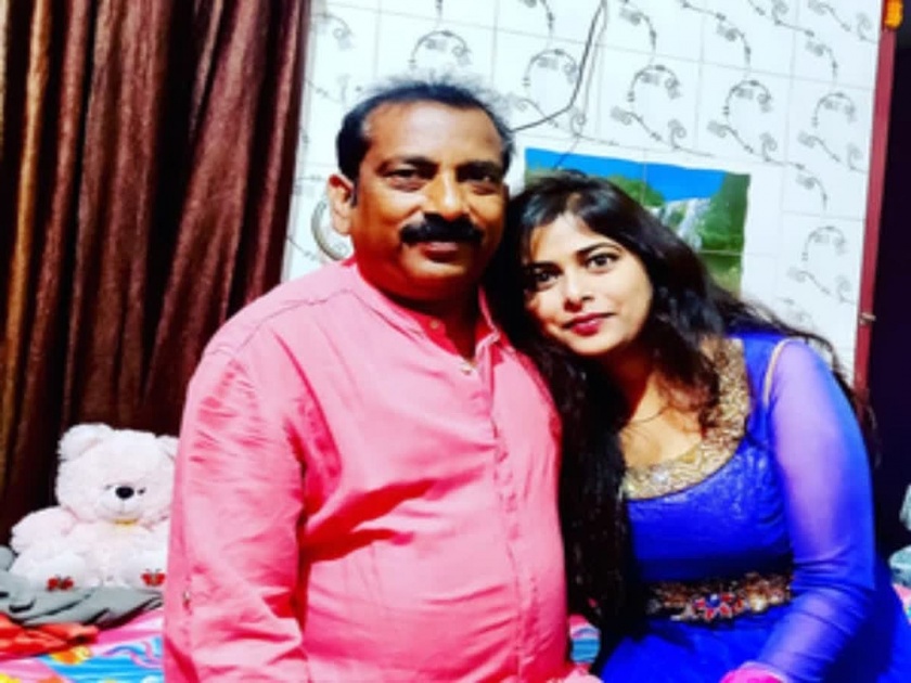 Father Prem Gupta of Ranchi brought his married daughter to his parents house with a bandbaja | सासरच्या जाचातून झाली सुटका; वडिलांनी वाजतगाजत वरात काढून मुलीला घरी परत आणलं
