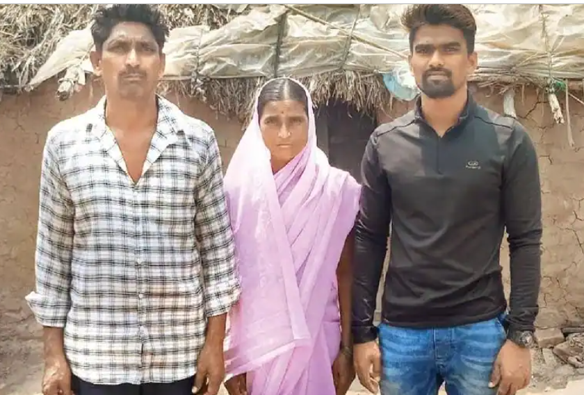 Threats to Praveen Jadhav's family | प्रवीण जाधवच्या कुटुंबियांना धमकी