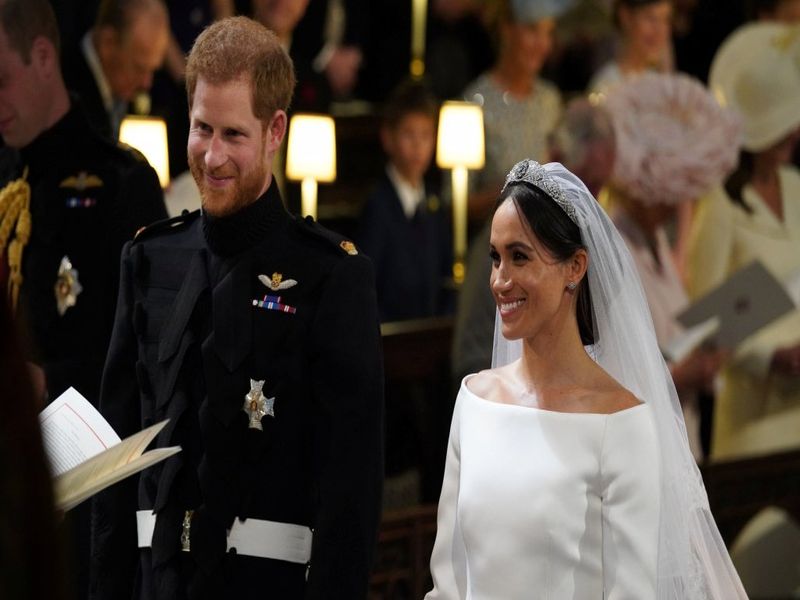 Royal Wedding: Prince Harry and Megan Markle Married | Royal Wedding : प्रिन्स हॅरी आणि मेगन मार्कल यांचा 293 कोटी रुपयांचा शाहीविवाह सोहळा
