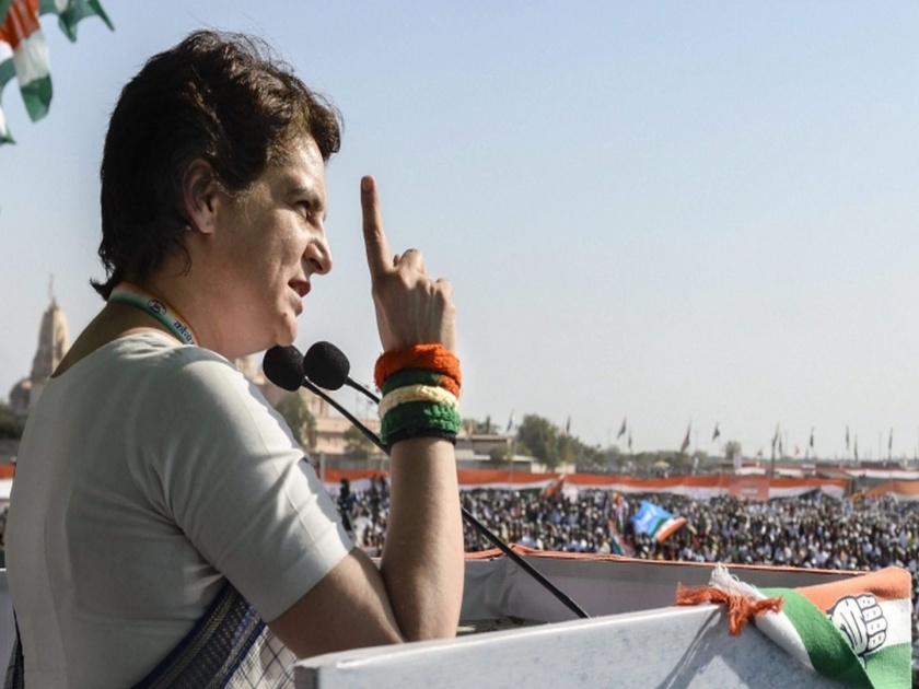 Controversy under Congress after defeat; Priyanka Gandhi will hold the lead? | पराजयानंतर काँग्रेसमध्ये अंतर्गत कलह; प्रियांका गांधी आघाडी सांभाळणार?