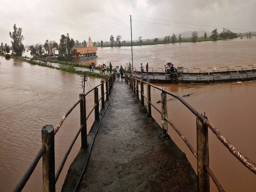 Rain intensity reduced in Kolhapur, Water level of Panchganga near danger level, 76 dams under water | Kolhapur Rain Update: पंचगंगेची पाणी पातळी धोका पातळीकडे, ७६ बंधारे पाण्याखाली; 'हे' राष्ट्रीय, राज्यमार्ग अद्याप बंदच