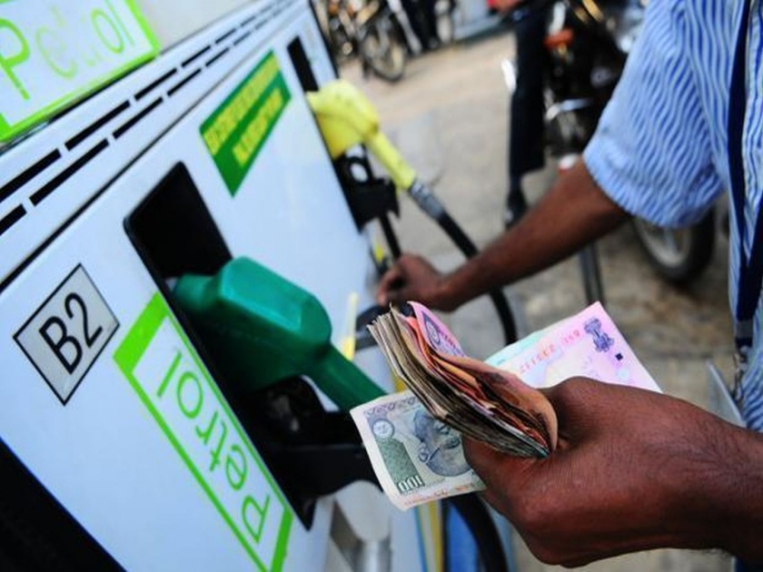 Lok Sabha Elections 2019 -discount on petrol diesel after voting | मतदान करा, पेट्रोल-डिझेलच्या दरात सूट मिळवा 