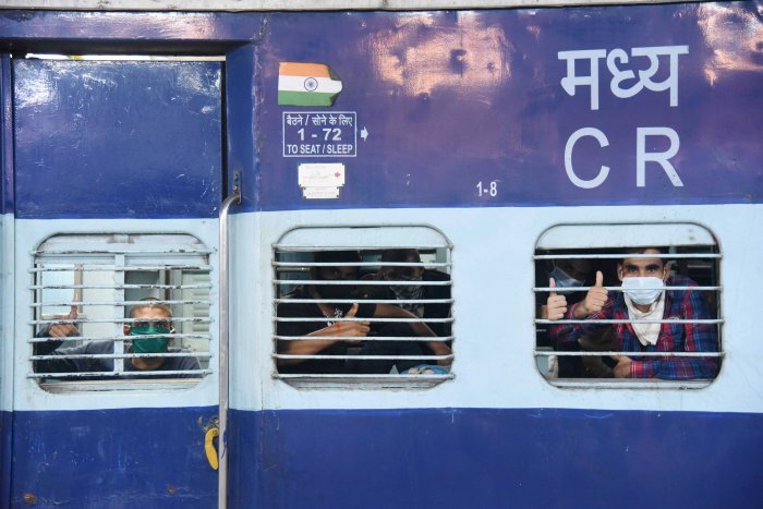 Lockdown News: Train from Panvel to Odisha canceled | Lockdown News: पनवेलहून ओडिशाला जाणारी रेल्वे रद्द