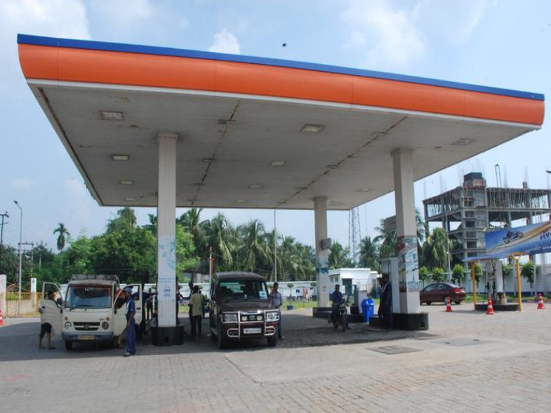 18 lakh embezzlement in just ten hours; Fraud by petrol pump manager | अवघ्या दहा तासांत १८ लाखांचा अपहार; पेट्रोलपंपाच्या व्यवस्थापकाकडून फसवणूक