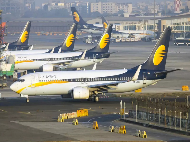 plane landed again canceling 20-25 daily flights pune international airport | Pune International Airport: विमाने पुन्हा जमिनीवर, दररोज २०-२५ उड्डाणे रद्द