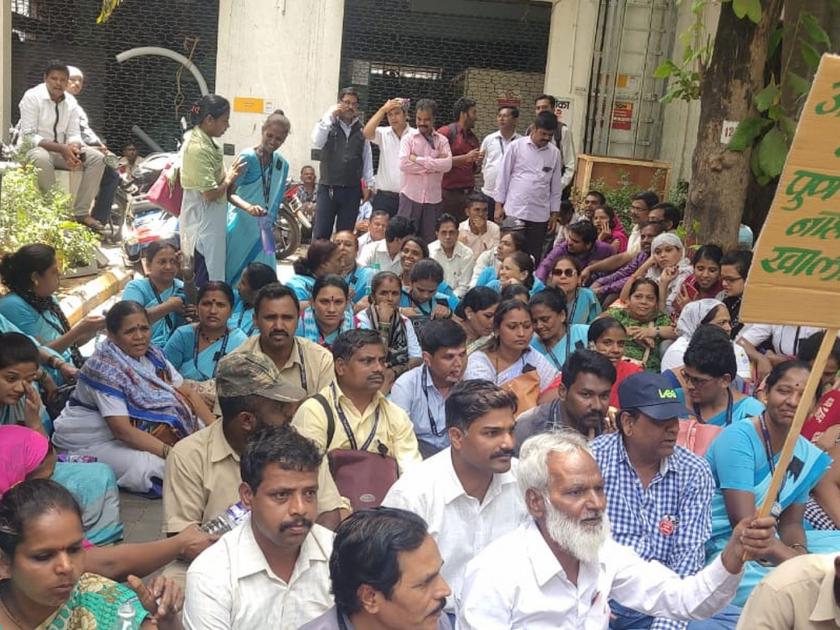 patient' Rights Council leader Adv. Vaishali Chandane & Jahangir workers arrested | कामगार दिनीच रुग्ण हक्क परिषदेच्या नेत्या ऍड. वैशाली चांदणेंसह जहांगीरच्या कामगारांना अटक