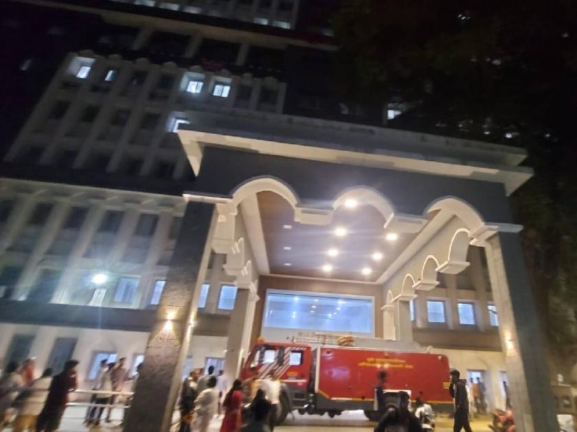 Fire at Sassoon Hospital under control Patient safety | ससून रुग्णालयातील आग आटोक्यात; रुग्ण सुरक्षित
