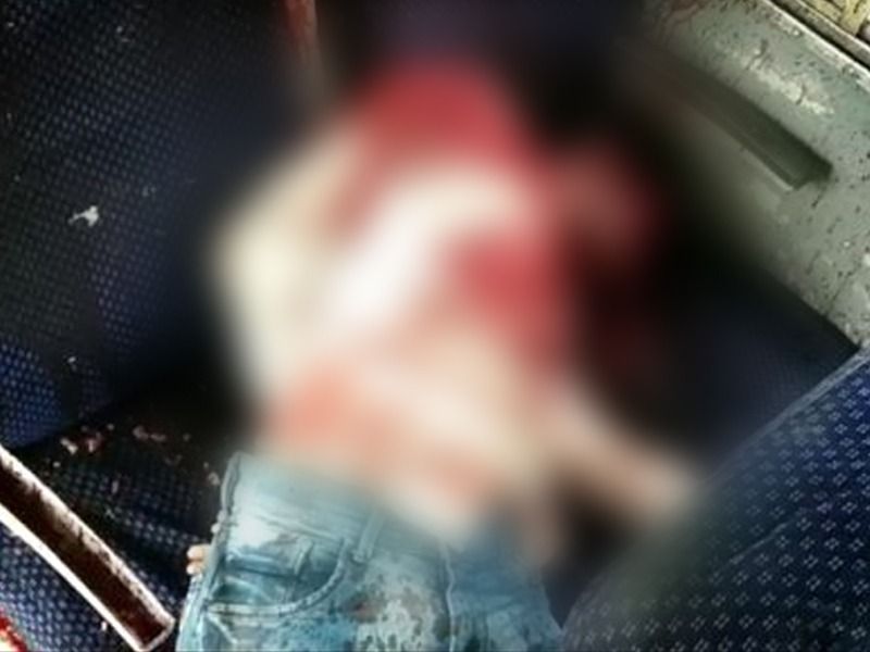 Pune : youth murdered brutally In moving bus | धक्कादायक ! पुण्यात चालत्या एसटीत कोयत्यानं सपासप वार करुन तरुणाची हत्या