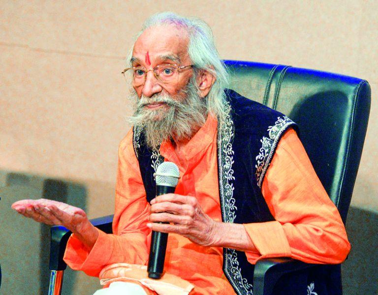 Babasaheb's 65-year association with Nagpur; From the first Shivgarjana to the last interview | शिवशाहीर बाबासाहेबांचा नागपूरशी ६५ वर्षांचा ऋणानुबंध; पहिली  शिवगर्जना ते शेवटची मुलाखत