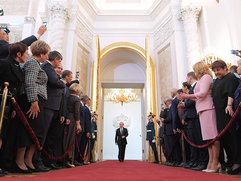 Putin sworn in as Russian president for fourth term | केजीबी एजंट ते राष्ट्राध्यक्ष, व्लादिमिर पुतीन यांची चौथी टर्म सुरु