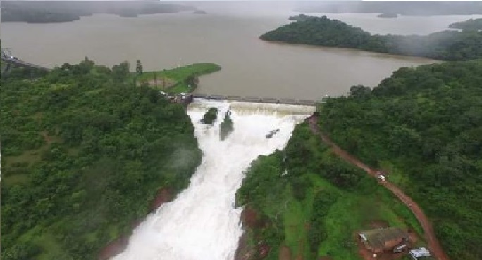 Additional reserves in Kolhapur district dam this year too | अवकाळी पावसामुळे पाण्याची मागणी थांबली, कोल्हापूर जिल्ह्यातील धरणात यंदाही..
