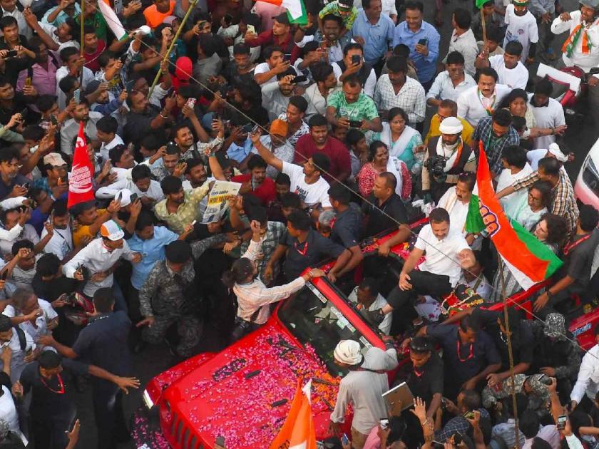 Spontaneous response of Mumbaikars to Bharat Jodo Yatra | 'भारत जोडो'ला मुंबईकरांचा उत्स्फूर्त प्रतिसाद; राहुल, प्रियांका यांचे ठिकठिकाणी जल्लोषात स्वागत