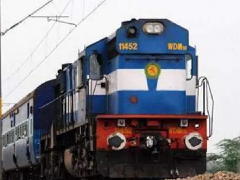 Miraj-Pune Express canceled for doubling work, some trains will run late | दुहेरीकरणाच्या कामासाठी मिरज-पुणे एक्स्प्रेस रद्द, काही गाड्या विलंबाने धावणार