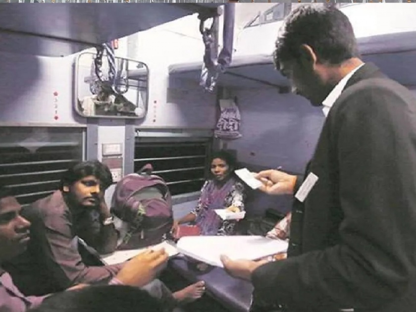 Konkan Railway action against those traveling without tickets, 4.88 crores recovered during the year | विना तिकीट प्रवास करणाऱ्यांवर कोकण रेल्वेची कारवाई, वसूल केला 'इतक्या' कोटीचा दंड