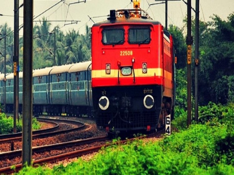 Aashadhi special train between Pune-Pandharpur | आषाढी स्पेशल, पुणे-पंढरपूर धावणार विशेष 'रेलगाडी'