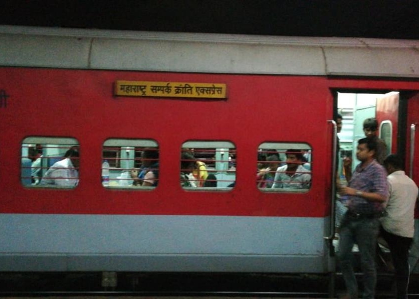 Kolhapur, Miraj Express from Solapur is likely to run from September 1 | सोलापूरातून कोल्हापूर, मिरज एक्सप्रेस १ सप्टेंबरपासून धावण्याची शक्यता