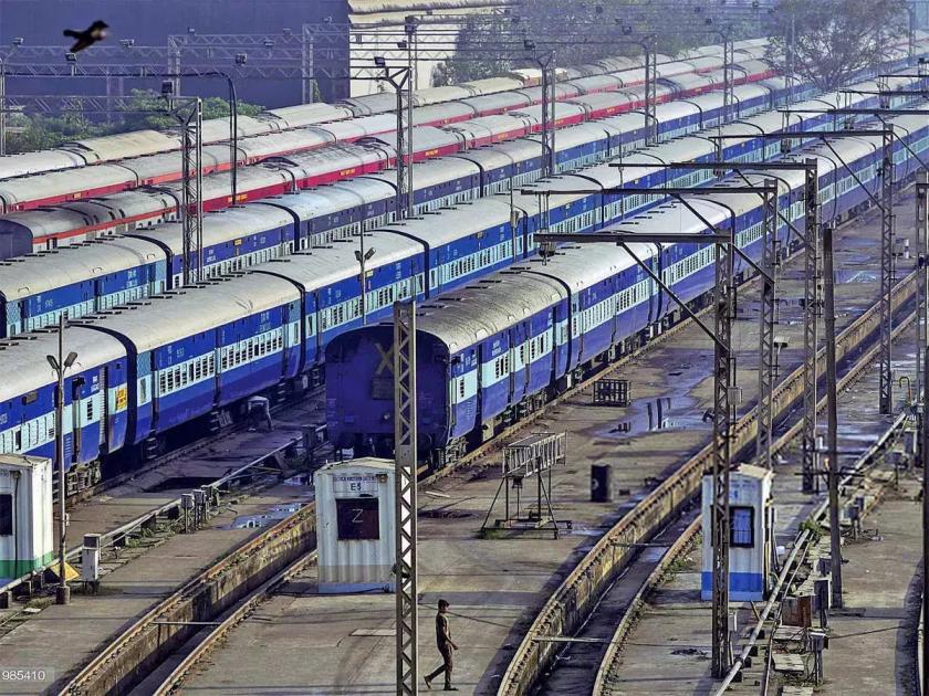 Maharashtra Express will run till Pune only on Wednesday | महाराष्ट्र एक्स्प्रेस बुधवारी पुण्यापर्यंतच धावणार