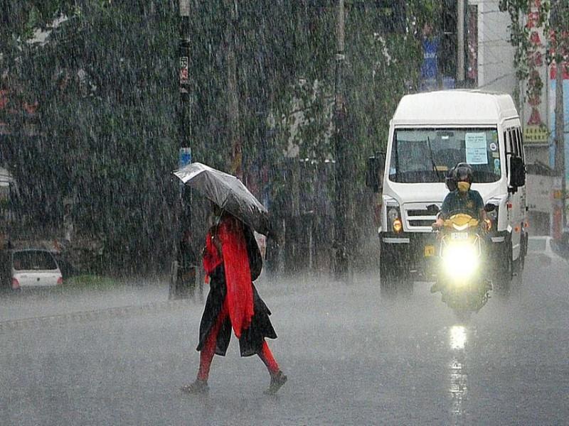 Warning of heavy rains in Pune Kolhapur and Satara districts | Heavy Rain: पुणे, कोल्हापूर, सातारा जिल्ह्यांत अतिवृष्टीचा इशारा