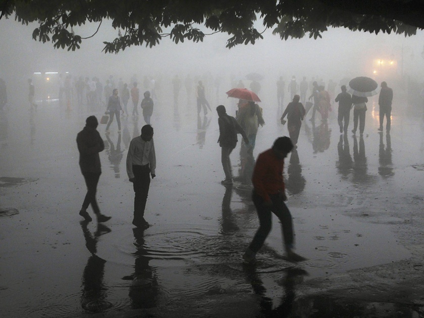Light rain in Mumbai, Thane and Navi Mumbai area | मुंबई, ठाणे, नवी मुंबई परिसरात पावसाच्या हलक्या सरी