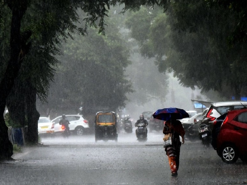 monsoon rain returned chance of heavy rains in konkan and vidarbha from today | पाऊस सुट्टीवरून परतला; आजपासून कोकण आणि विदर्भात मुसळधार पावसाची शक्यता