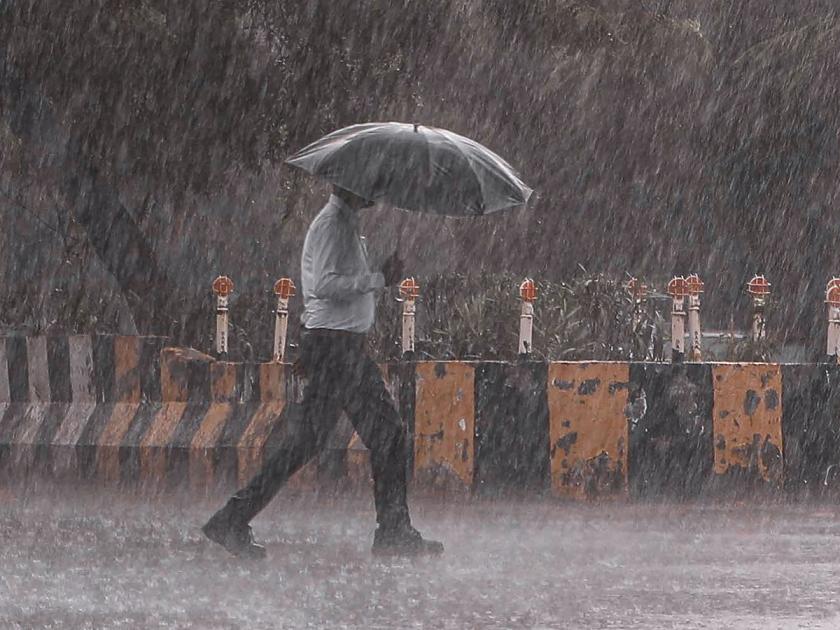 Heavy rain in Pimpri Chinchwad city! Crowd of citizens pune latest news | पिंपरी चिंचवड शहरामध्ये मुसळधार पाऊस! नागरिकांची तारांबळ