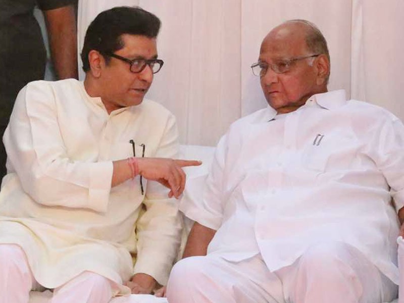 Raj Thackeray's meeting with Sharad Pawar | मनसेला महाआघाडीत घेण्याचे प्रयत्न सुरू, राज ठाकरेंनी घेतली शरद पवारांची भेट