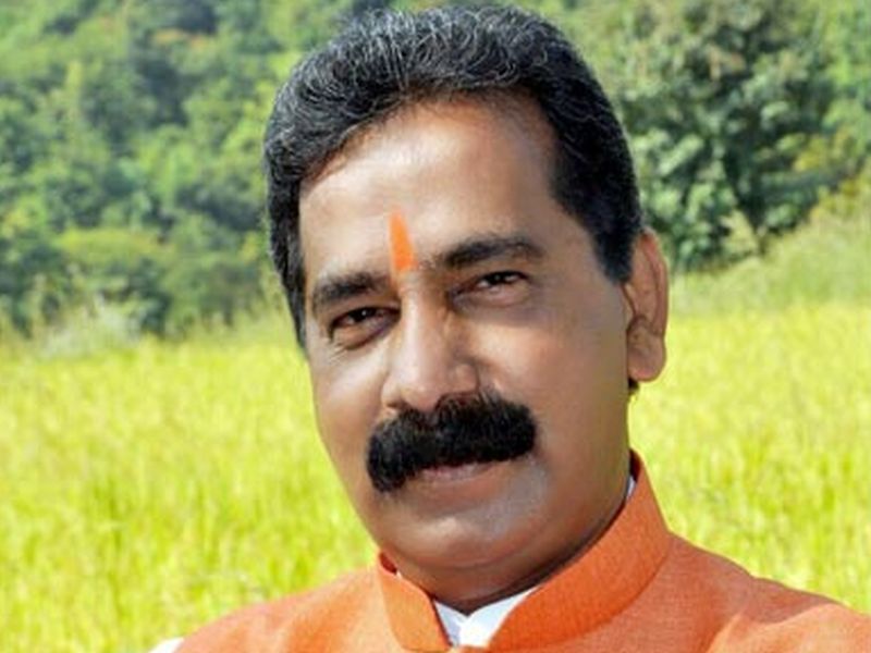 Shiv Sena MLA Rajan Salvi was arrested for opposing the Nanar project | नाणार प्रकल्पाला विरोध करणारे शिवसेना आमदार राजन साळवींना अटक