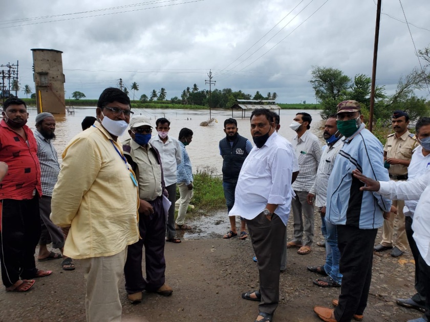 Minister of State Rajendra Patil-Yadravkar inspects Rajapur Dam | राजापूर बंधाऱ्याची राज्यमंत्री राजेंद्र पाटील-यड्रावकर यांच्याकडून पाहणी