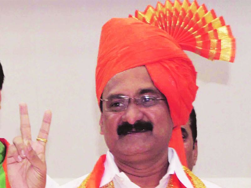 Kalyan-Dombivli Mayor Rajendra Devalekar's corporator cancels: | शिवसेनेला मोठा धक्का ! कल्याण-डोंबिवलीचे महापौर राजेंद्र देवळेकरांचं नगरसेवकपद रद्द