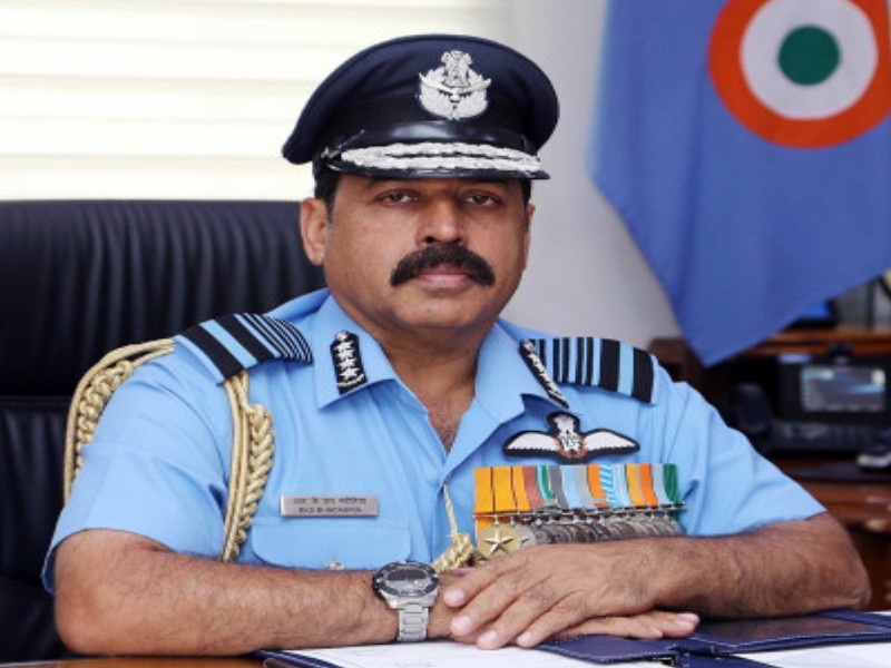 The country's armed forces now need to fight on multiple fronts: Air Chief Rakesh Singh Bhadauriya | देशाच्या सशस्त्र सेनांना आता अनेक आघाड्यांवर लढावे लागेल: हवाईदल प्रमुख राकेश सिंग भदाैरिया 