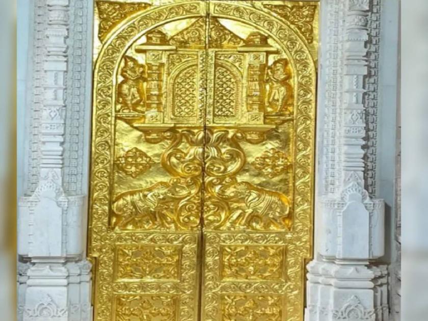 ram mandir ayodhya golden door photos | राम मंदिरात पहिला दरवाजा सोन्याचा बसवला! पहिला फोटो आला समोर