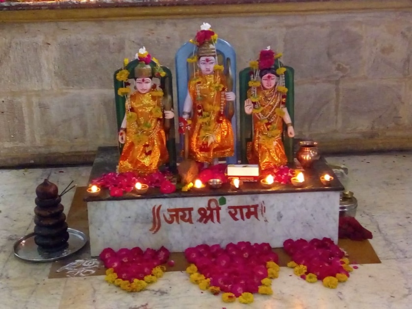 Poddareshwar Ram Temple: Doors opened for devotees after four and a half months | पोद्दारेश्वर राममंदिर : तब्बल साडेचार महिन्यानंतर भक्तांसाठी उघडले कपाट