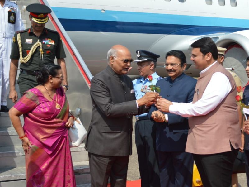 Arrival of President Ramnath Kovind in Mangi Tungi in Nashik | नाशकात ‘मांगीतुंगी’मध्ये राष्ट्रपती रामनाथ कोविंद यांचे आगमन