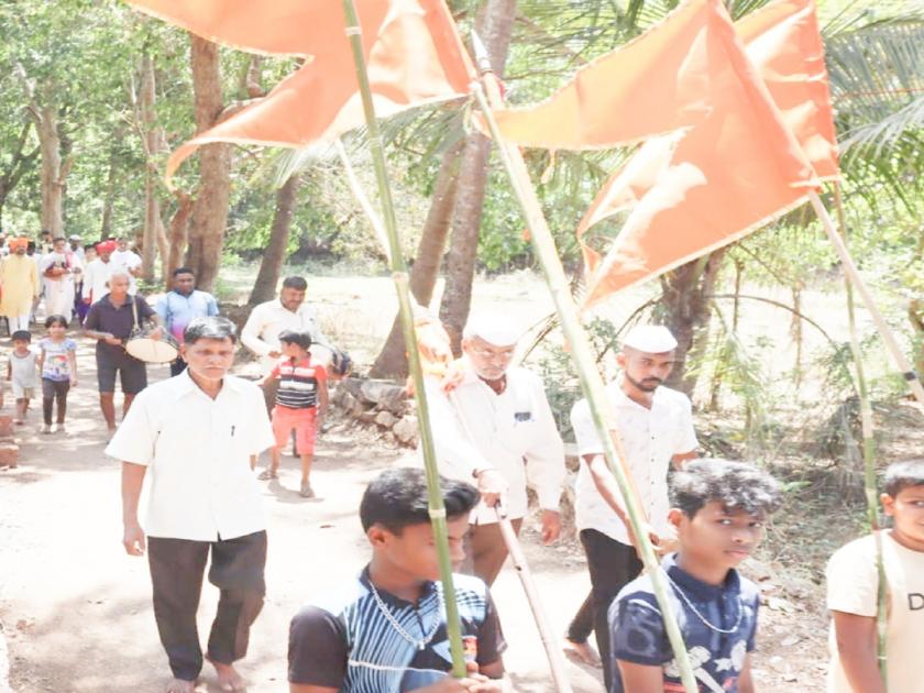 Historical Rama Navami celebrations begin in royal splendor at Acharya in Sindhudurga | सिंधुदुर्गातील आचऱ्यात शाही थाटात ऐतिहासिक रामनवमी उत्सवास प्रारंभ